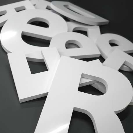 Découpe de lettres PVC 19mm