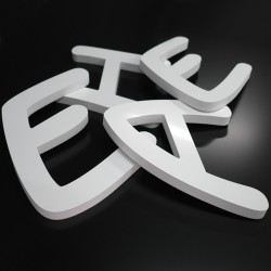 Découpe de lettres PVC 24mm