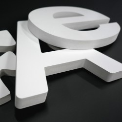 Découpe de lettres PVC 30mm