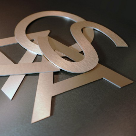 Découpe de lettres alu brossé cuivre